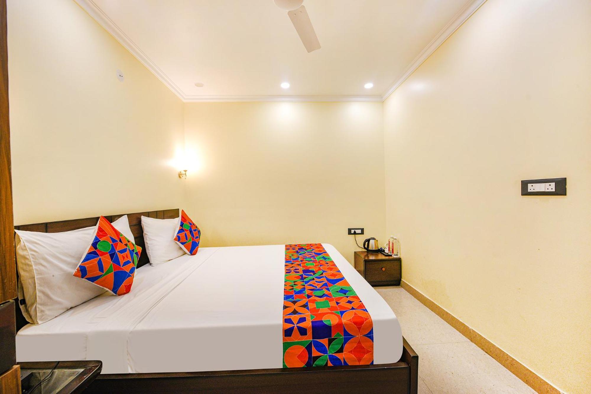 Fabhotel Prime Apple Tree Residency Nova Deli Exterior foto