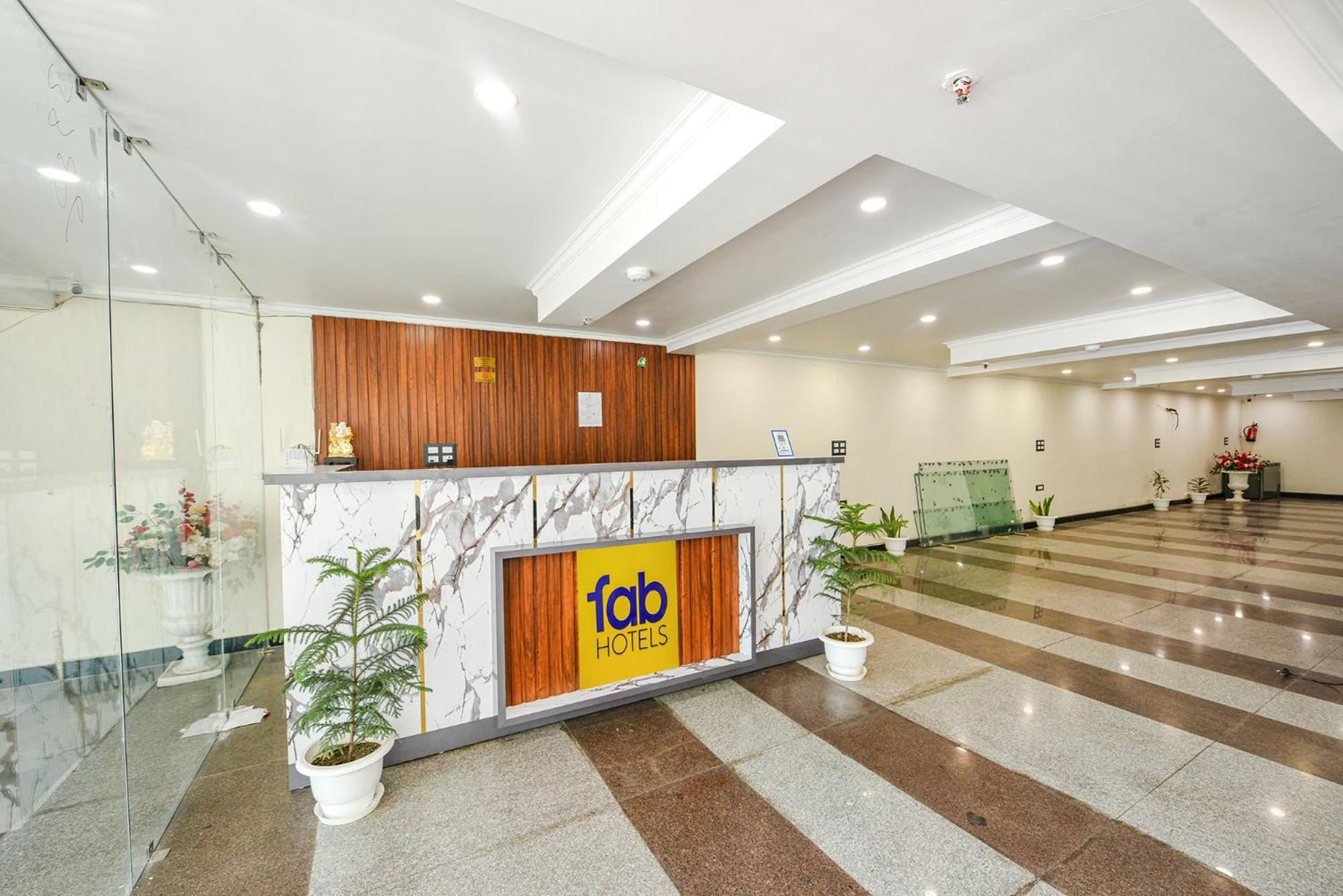 Fabhotel Prime Apple Tree Residency Nova Deli Exterior foto