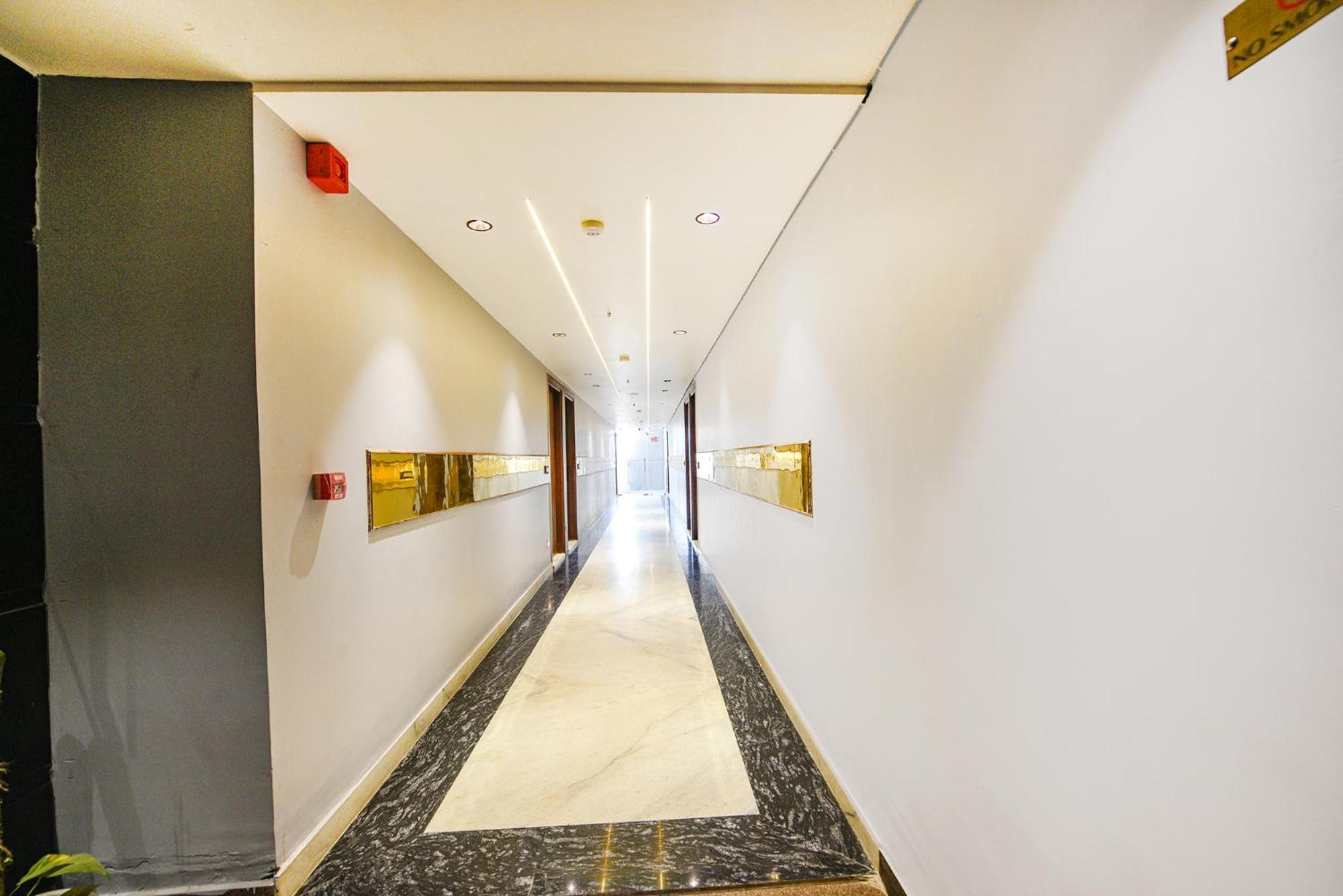 Fabhotel Prime Apple Tree Residency Nova Deli Exterior foto