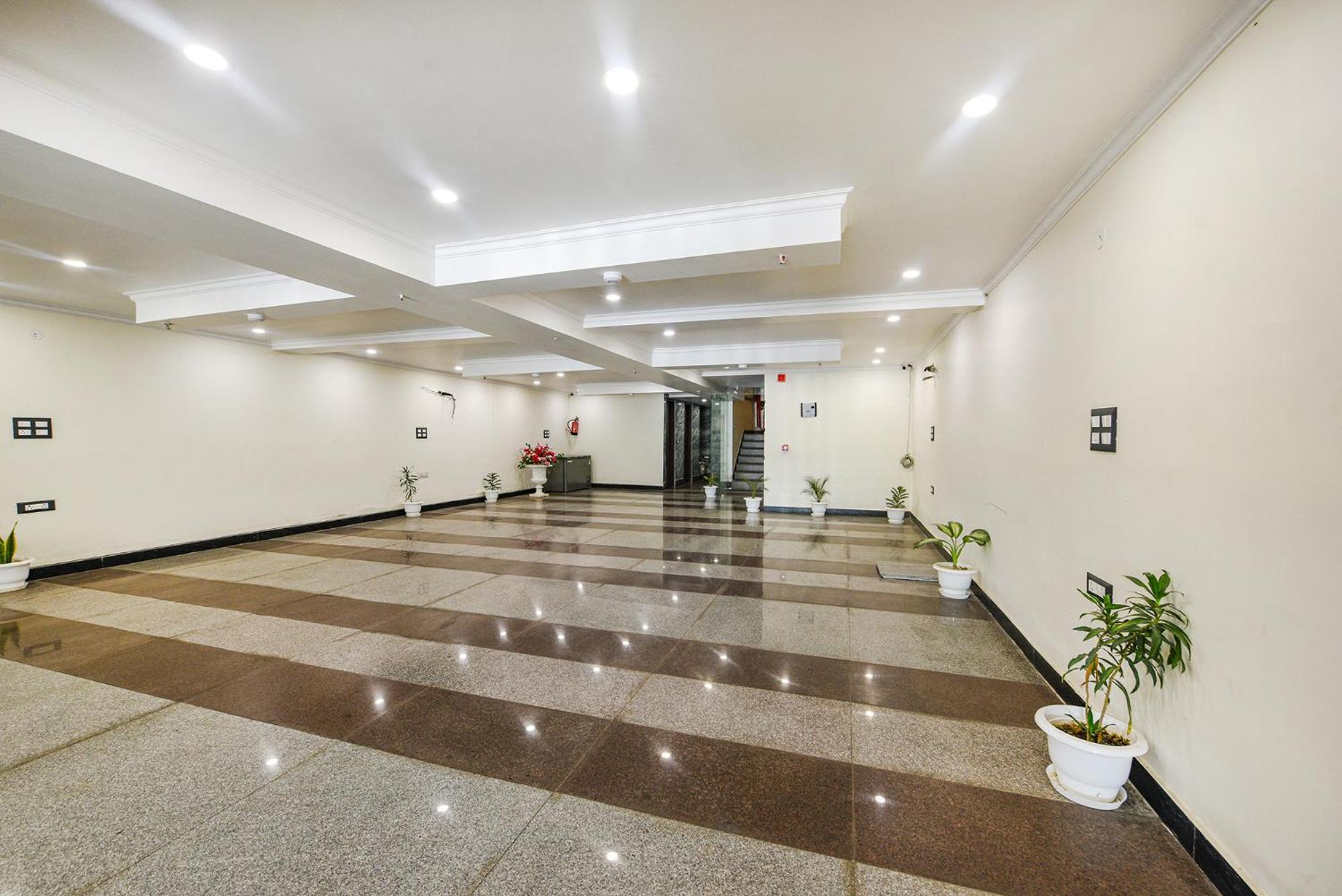 Fabhotel Prime Apple Tree Residency Nova Deli Exterior foto